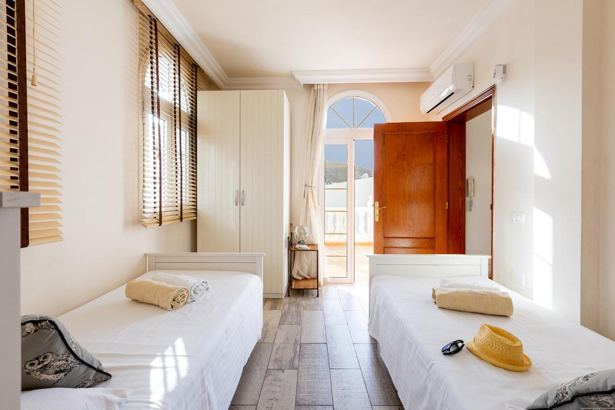 Villa Ocean Palm, Heated Pool! Адехе Екстериор снимка